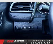 2018 Toyota Camry XLE Hybrid - Photo 23