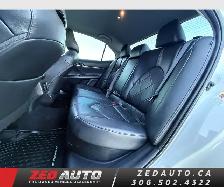 2018 Toyota Camry XLE Hybrid - Photo 26