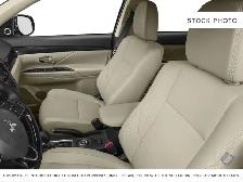 2017 Mitsubishi Outlander - Photo 5