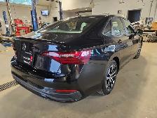 2023 Volkswagen Jetta Comfortline 6 Speed | Local | 0 Claims - Photo 5