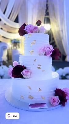Toronto Custom cakes , desserts and signature cakes
