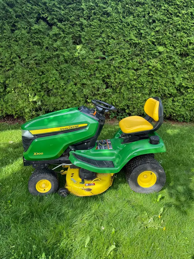 2014 John Deere 300x