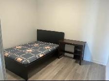 DT Yonge Dundas condo 1 bedroom with bathroom available July1 - Photo 8
