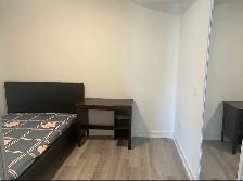 DT Yonge Dundas condo 1 bedroom with bathroom available July1 - Photo 9