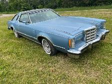 1979 Ford Thunderbird - Photo 2
