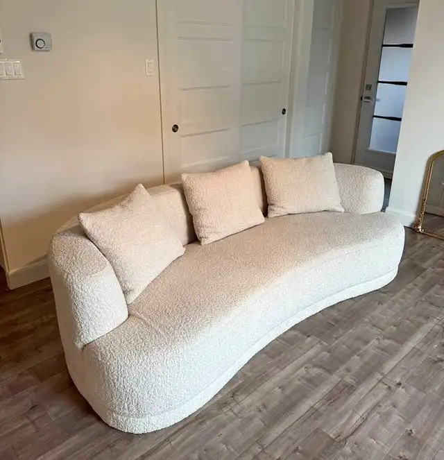 Ce sofa-lit convertible est parfait pour tout espace de vie