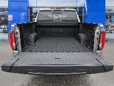 2026 GMC Sierra 1500 SLT - Photo 6