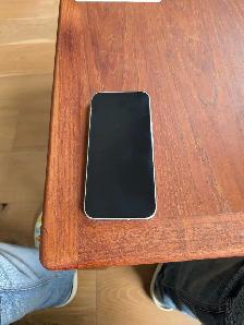 selling Google pixel 9
