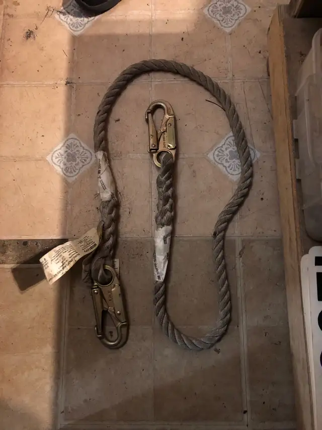 Sure-Stop Lanyard 5/8' Rope