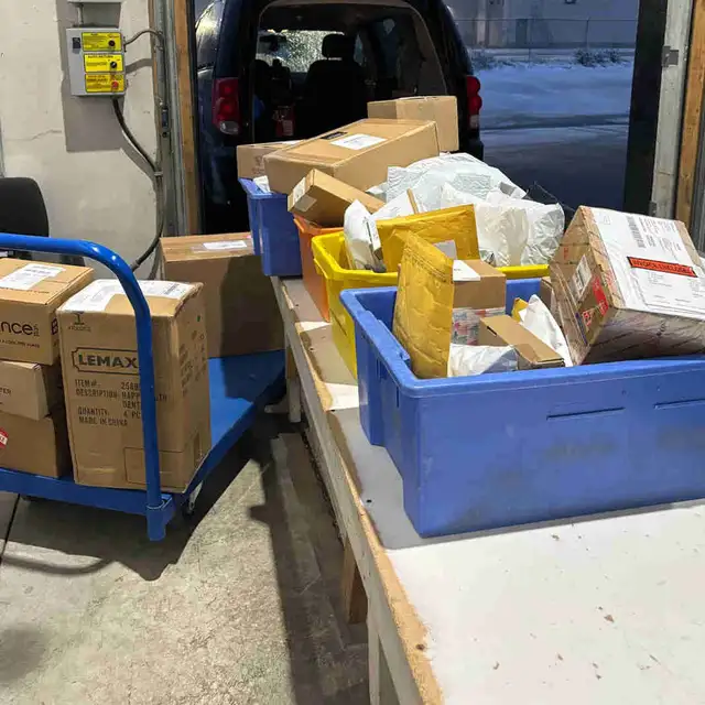Courier Subcontractors with Minivans Wanted