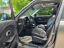 2019 Kia Soul EX Nav, Panoramic Sunroof, Heated / Ventilated sea - Photo 12