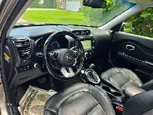 2019 Kia Soul EX Nav, Panoramic Sunroof, Heated / Ventilated sea - Photo 14