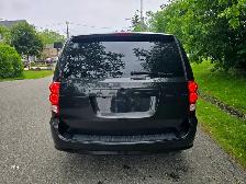 2016 Dodge Grand Caravan SXT DVD , Reverse Camera - Photo 6