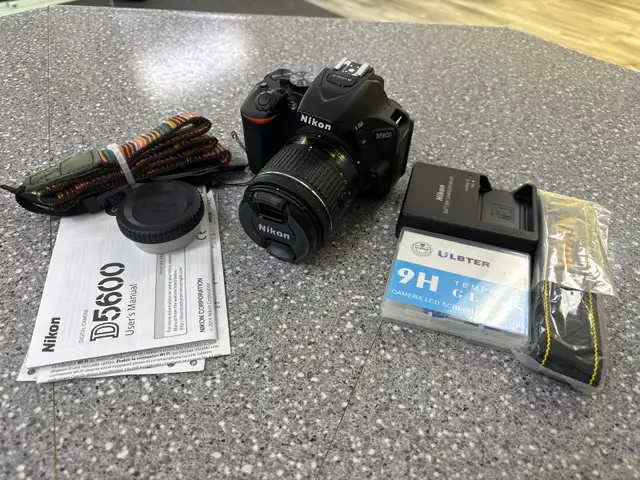 Nikon D5600 24.2MP 18-55MM Lens With Accessories
