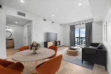 LUXURY 2 Bedroom Apartment! Available October 1st! - Photo 2