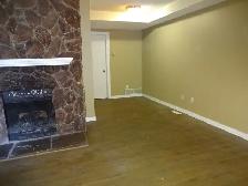 Southwood townhouse 2 bedroom, balcony, parking $ 1525/m  UT - Photo 4