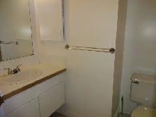 Southwood townhouse 2 bedroom, balcony, parking $ 1525/m  UT - Photo 7