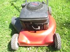 MURRAY 20' PUSH LAWN MOWER,NEW THROTTLE CABLE STARTS RUNS GREAT