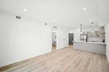 Luxury 2 Bedroom Apartment! Located In Garden City! - Photo 10