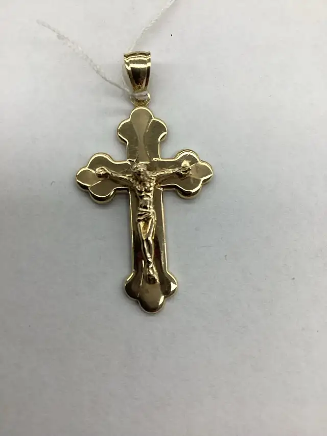 breloque en or croix