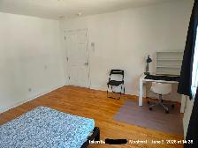 Large Furnished Bedroom in Côte-des-Neiges – $690 - Photo 3