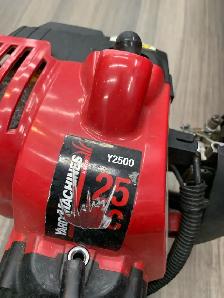 Yardmachines Y2500 String Trimmer - Photo 2