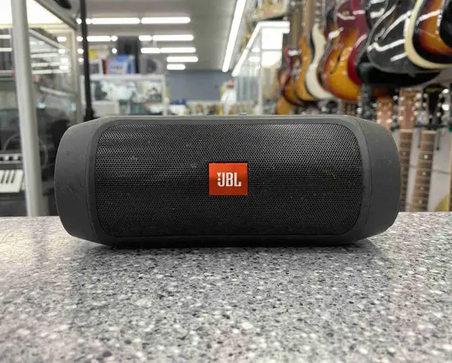 JBL Charge 2  Speaker