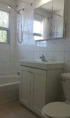 Apartment for Rent by McMaster - 2 bedroom - Photo 5