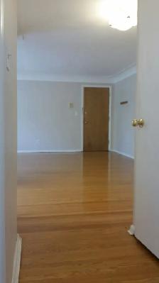 Apartment for Rent by McMaster - 2 bedroom - Photo 7