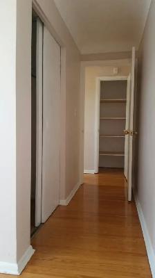 Apartment for Rent by McMaster - 2 bedroom - Photo 10