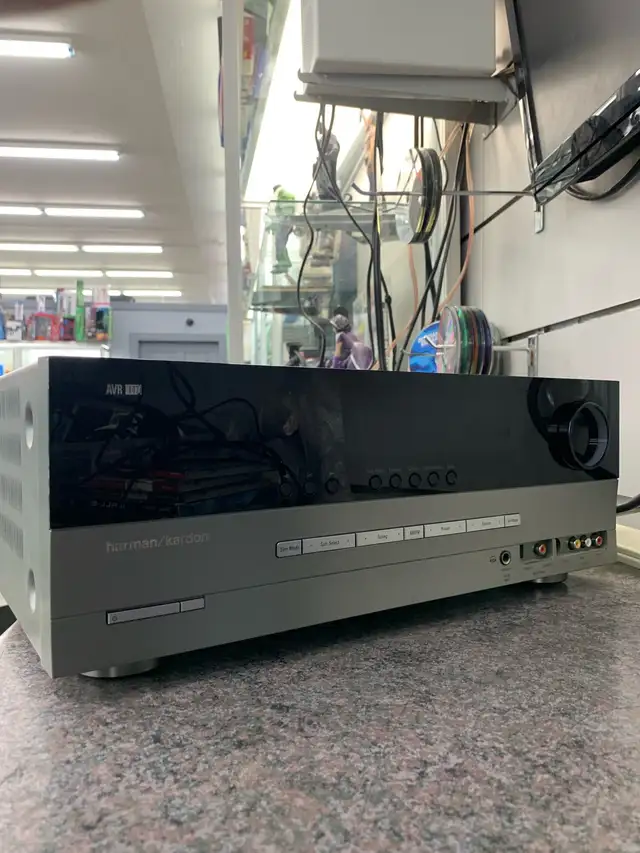 Harman Kardon AVR 147 Stereo Receiver