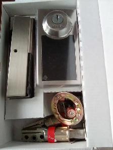 Weiser SmartCode Electronic Deadbolt - Photo 2