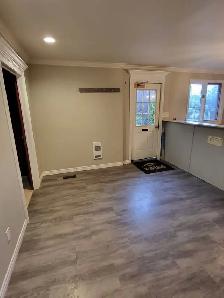 300 sqft Storefront Office Space