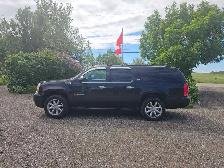 2012 GMC Yukon XL, seats 8