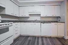 565 Greenfield Ave - 2 BEDROOM CONDOMINIUM - Photo 13