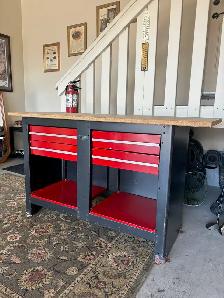 58' Craftsman Work Bench - Photo 2