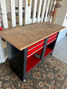 58' Craftsman Work Bench - Photo 3