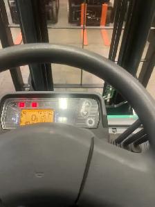 LPG Forklift 3300lbs - Photo 3
