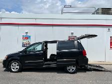 2016 Dodge Grand Caravan CREW-WHEELCHAIR ACCESSIBLE-POWER RAMP