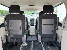 2016 Dodge Grand Caravan CREW-WHEELCHAIR ACCESSIBLE-POWER RAMP - Photo 6