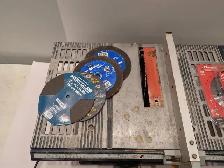 Mastercraft Table Saw & Blades - Photo 3