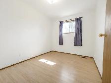 3 Bedroom townhouse for rent on Westside - Photo 10