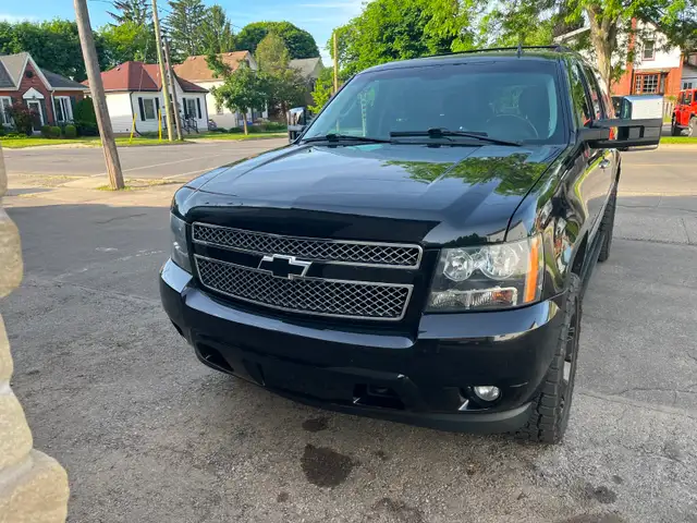 2013 CHEVY SUBURBAN LTZ 5.3L 4X4