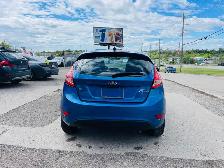 2011 Ford Fiesta Hatchback Sunroof,Low KM One Owner, No Accident - Photo 5