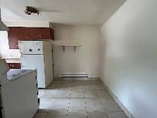 3 1/2 a louer sur belle rue calme - Photo 9