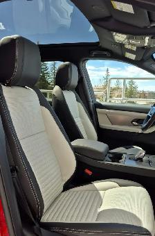 2025 Land Rover Discovery Sport Dynamic SE - Photo 6