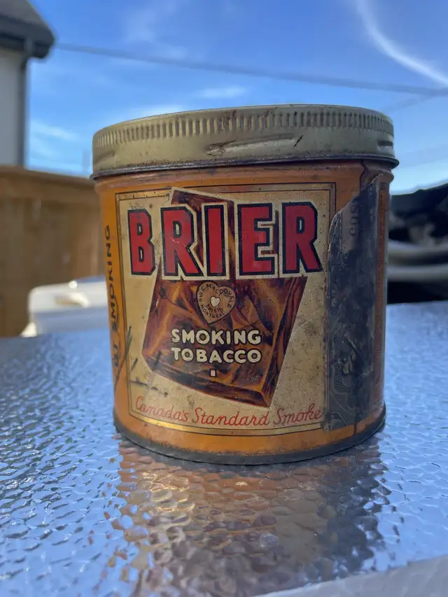 old Tobacco can