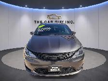 2020 Chrysler Pacifica - Photo 2