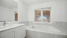 BARRIE-IMPERIAL CROWN LANE- HOUSE FOR RENT - Photo 4