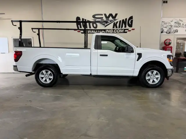 2024 Ford F 150 XL / Reg.Cab / 4x4 / 8ft. Box / Warranty